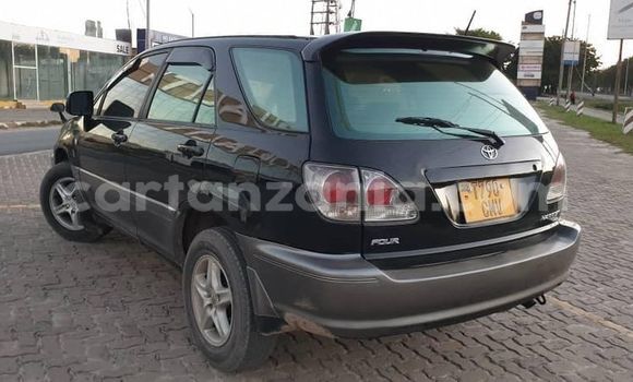Buy Used Toyota Harrier Black Car in Dar es Salaam in Dar es Salaam
