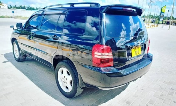 Nunua Ilio tumika Toyota Kluger Nyeusi Gari ndani ya Dar es Salaam nchini Dar es Salaam Nunua Ilio tumika Toyota Kluger Nyeusi Gari ndani ya Dar es Salaam nchini Dar es Salaam