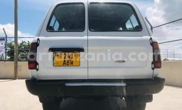 Buy Used Toyota Land Cruiser White Car in Dar es Salaam in Dar es Salaam Buy Used Toyota Land Cruiser White Car in Dar es Salaam in Dar es Salaam