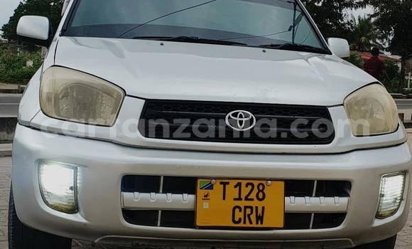 Buy Used Toyota RAV4 Silver Car in Dar es Salaam in Dar es Salaam Buy Used Toyota RAV4 Silver Car in Dar es Salaam in Dar es Salaam