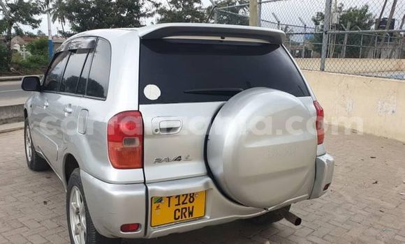 Buy Used Toyota RAV4 Silver Car in Dar es Salaam in Dar es Salaam Buy Used Toyota RAV4 Silver Car in Dar es Salaam in Dar es Salaam