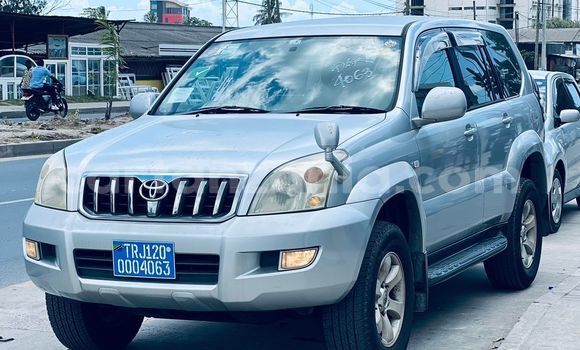 Buy Import Toyota Prado Silver Car in Dar es Salaam in Dar es Salaam Buy Import Toyota Prado Silver Car in Dar es Salaam in Dar es Salaam