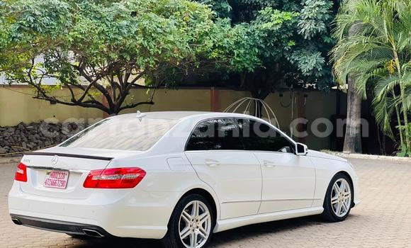 Buy Import Mercedes‒Benz E–Class White Car in Dar es Salaam in Dar es Salaam Buy Import Mercedes‒Benz E–Class White Car in Dar es Salaam in Dar es Salaam