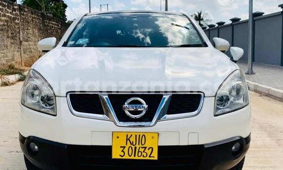 Buy Import Nissan Dualis White Car in Dar es Salaam in Dar es Salaam