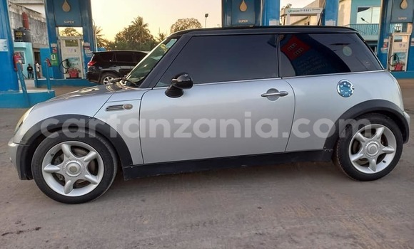 Buy Used Mini Cooper Silver Car in Dar es Salaam in Dar es Salaam Buy Used Mini Cooper Silver Car in Dar es Salaam in Dar es Salaam