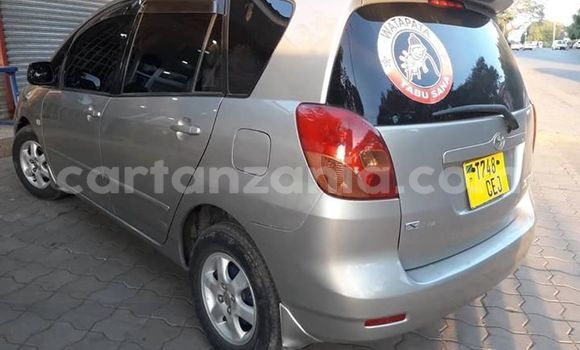 Buy Used Toyota Spacio Silver Car in Dar es Salaam in Dar es Salaam Buy Used Toyota Spacio Silver Car in Dar es Salaam in Dar es Salaam