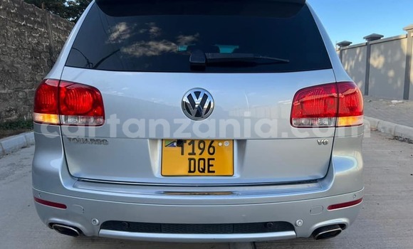Buy Used Volkswagen Touareg Silver Car in Dar es Salaam in Dar es Salaam Buy Used Volkswagen Touareg Silver Car in Dar es Salaam in Dar es Salaam