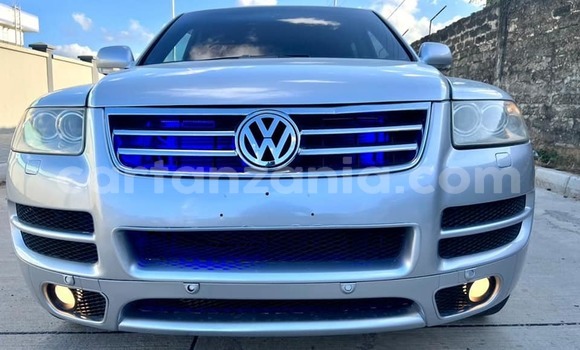 Buy Used Volkswagen Touareg Silver Car in Dar es Salaam in Dar es Salaam Buy Used Volkswagen Touareg Silver Car in Dar es Salaam in Dar es Salaam