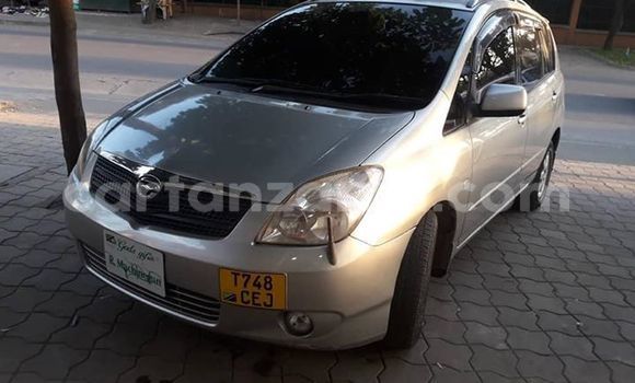 Buy Used Toyota Spacio Silver Car in Dar es Salaam in Dar es Salaam Buy Used Toyota Spacio Silver Car in Dar es Salaam in Dar es Salaam