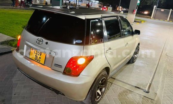 Buy Used Toyota IST Silver Car in Dar es Salaam in Dar es Salaam
