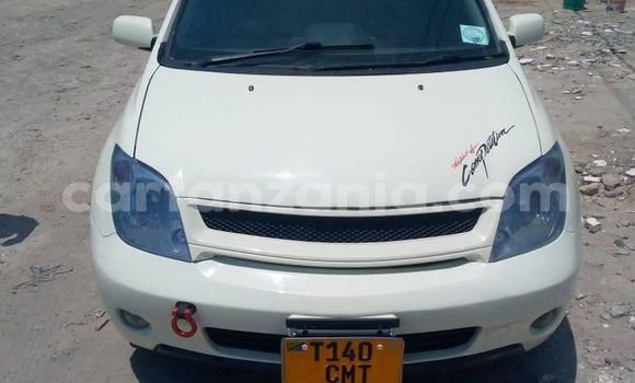 Buy Used Toyota IST White Car in Dar es Salaam in Dar es Salaam Buy Used Toyota IST White Car in Dar es Salaam in Dar es Salaam