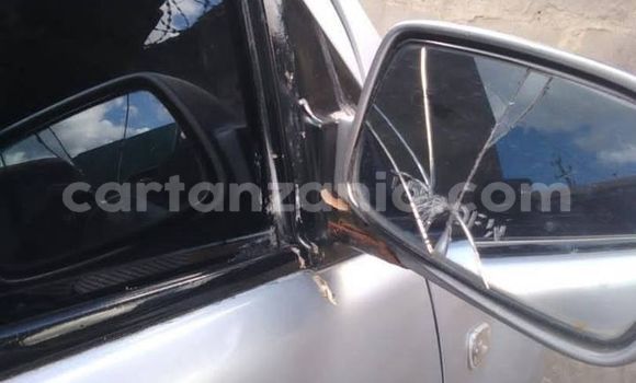 Buy Used Toyota IST Silver Car in Dar es Salaam in Dar es Salaam Buy Used Toyota IST Silver Car in Dar es Salaam in Dar es Salaam