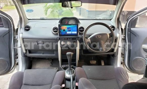 Buy Used Toyota IST Silver Car in Dar es Salaam in Dar es Salaam Buy Used Toyota IST Silver Car in Dar es Salaam in Dar es Salaam
