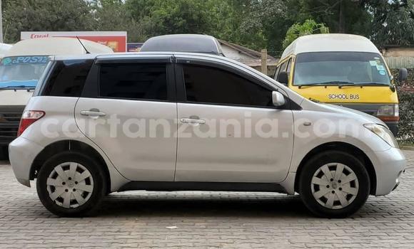 Buy Used Toyota IST Silver Car in Dar es Salaam in Dar es Salaam Buy Used Toyota IST Silver Car in Dar es Salaam in Dar es Salaam