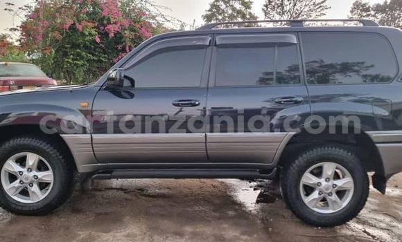 Nunua Ilio tumika Toyota Land Cruiser Bluu Gari ndani ya Dar es Salaam nchini Dar es Salaam Nunua Ilio tumika Toyota Land Cruiser Bluu Gari ndani ya Dar es Salaam nchini Dar es Salaam