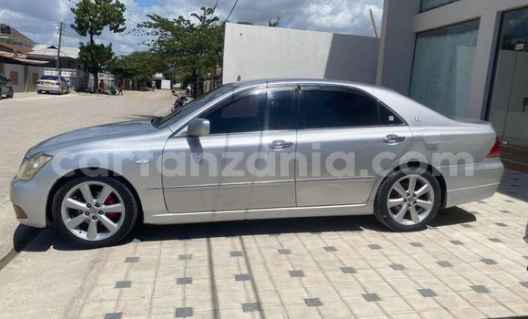 Buy Used Toyota Crown Silver Car in Dar es Salaam in Dar es Salaam Buy Used Toyota Crown Silver Car in Dar es Salaam in Dar es Salaam