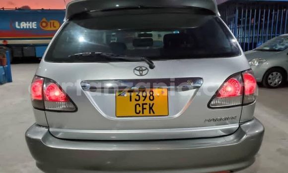 Buy Used Toyota Harrier Silver Car in Dar es Salaam in Dar es Salaam Buy Used Toyota Harrier Silver Car in Dar es Salaam in Dar es Salaam