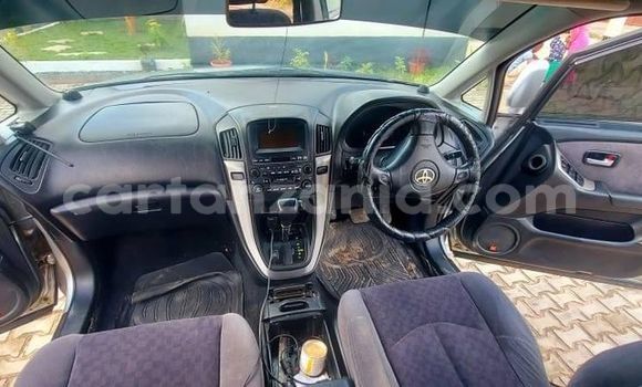 Buy Used Toyota Harrier Silver Car in Dar es Salaam in Dar es Salaam Buy Used Toyota Harrier Silver Car in Dar es Salaam in Dar es Salaam