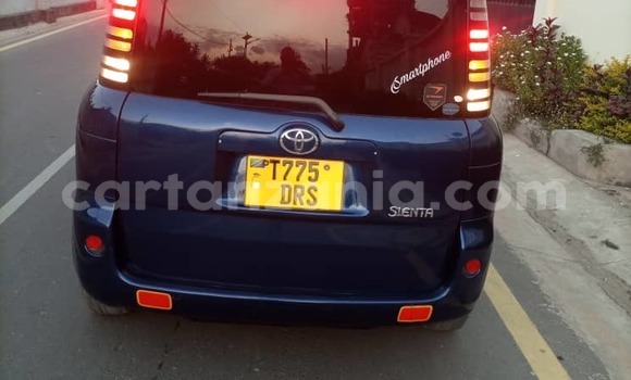 Buy Used Toyota Sienta Blue Car in Dar es Salaam in Dar es Salaam Buy Used Toyota Sienta Blue Car in Dar es Salaam in Dar es Salaam