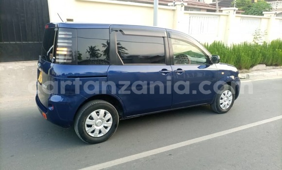 Buy Used Toyota Sienta Blue Car in Dar es Salaam in Dar es Salaam Buy Used Toyota Sienta Blue Car in Dar es Salaam in Dar es Salaam