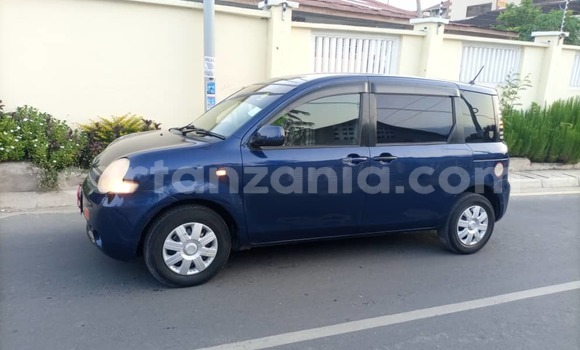Buy Used Toyota Sienta Blue Car in Dar es Salaam in Dar es Salaam Buy Used Toyota Sienta Blue Car in Dar es Salaam in Dar es Salaam