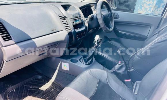 Nunua Ilio tumika Ford Ranger Nyeupe Gari ndani ya Dar es Salaam nchini Dar es Salaam Nunua Ilio tumika Ford Ranger Nyeupe Gari ndani ya Dar es Salaam nchini Dar es Salaam