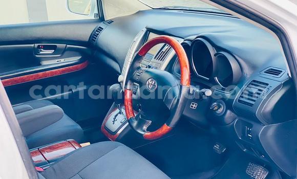 Nunua Imported Toyota Harrier Nyeupe Gari ndani ya Dar es Salaam nchini Dar es Salaam Nunua Imported Toyota Harrier Nyeupe Gari ndani ya Dar es Salaam nchini Dar es Salaam