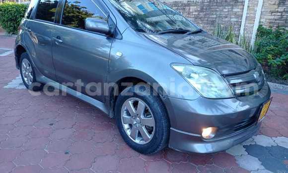 Buy Used Toyota IST Other Car in Dar es Salaam in Dar es Salaam Buy Used Toyota IST Other Car in Dar es Salaam in Dar es Salaam