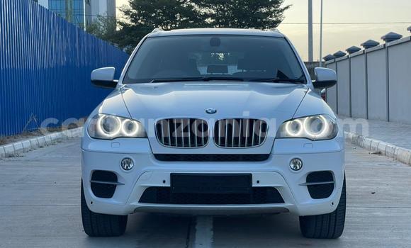 Nunua Ilio tumika BMW X5 Nyeupe Gari ndani ya Dar es Salaam nchini Dar es Salaam Nunua Ilio tumika BMW X5 Nyeupe Gari ndani ya Dar es Salaam nchini Dar es Salaam