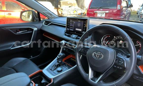Nunua Imported Toyota RAV4 Nyeusi Gari ndani ya Dar es Salaam nchini Dar es Salaam Nunua Imported Toyota RAV4 Nyeusi Gari ndani ya Dar es Salaam nchini Dar es Salaam