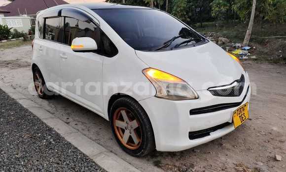 Nunua Ilio tumika Toyota Ractis Nyeupe Gari ndani ya Dar es Salaam nchini Dar es Salaam Nunua Ilio tumika Toyota Ractis Nyeupe Gari ndani ya Dar es Salaam nchini Dar es Salaam