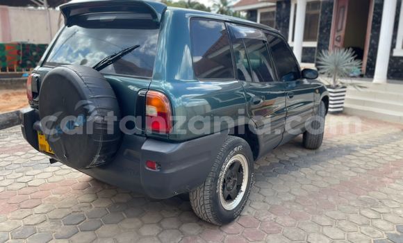 Nunua Ilio tumika Toyota RAV4 Kijani Gari ndani ya Dar es Salaam nchini Dar es Salaam Nunua Ilio tumika Toyota RAV4 Kijani Gari ndani ya Dar es Salaam nchini Dar es Salaam