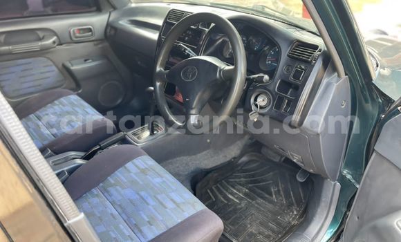 Nunua Ilio tumika Toyota RAV4 Kijani Gari ndani ya Dar es Salaam nchini Dar es Salaam Nunua Ilio tumika Toyota RAV4 Kijani Gari ndani ya Dar es Salaam nchini Dar es Salaam