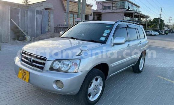 Buy Used Toyota Kluger Silver Car in Dar es Salaam in Dar es Salaam Buy Used Toyota Kluger Silver Car in Dar es Salaam in Dar es Salaam