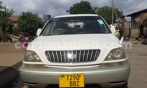 Buy Used Toyota Harrier White Car in Dar es Salaam in Dar es Salaam Buy Used Toyota Harrier White Car in Dar es Salaam in Dar es Salaam