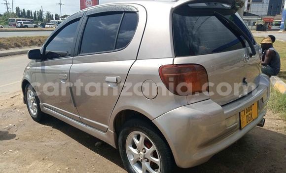 Nunua Ilio tumika Toyota Vitz Fedha Gari ndani ya Dar es Salaam nchini Dar es Salaam Nunua Ilio tumika Toyota Vitz Fedha Gari ndani ya Dar es Salaam nchini Dar es Salaam