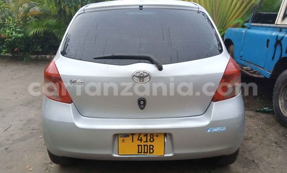 Nunua Ilio tumika Toyota Vitz Fedha Gari ndani ya Dar es Salaam nchini Dar es Salaam Nunua Ilio tumika Toyota Vitz Fedha Gari ndani ya Dar es Salaam nchini Dar es Salaam