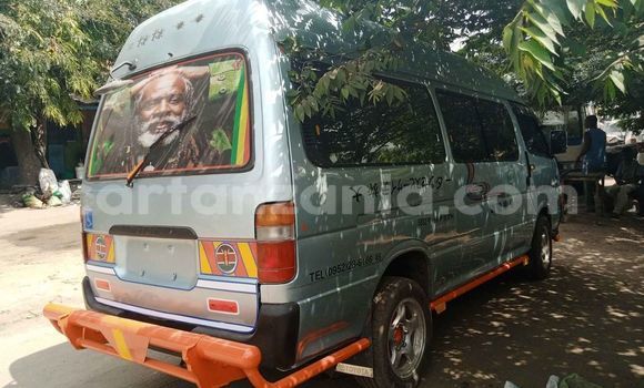Nunua Ilio tumika Toyota Hiace Fedha Gari ndani ya Dar es Salaam nchini Dar es Salaam Nunua Ilio tumika Toyota Hiace Fedha Gari ndani ya Dar es Salaam nchini Dar es Salaam