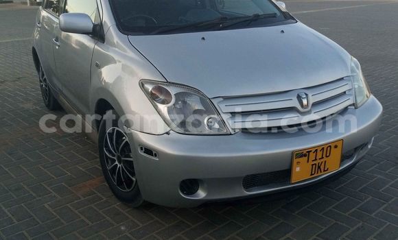 Buy Used Toyota IST Silver Car in Dar es Salaam in Dar es Salaam Buy Used Toyota IST Silver Car in Dar es Salaam in Dar es Salaam