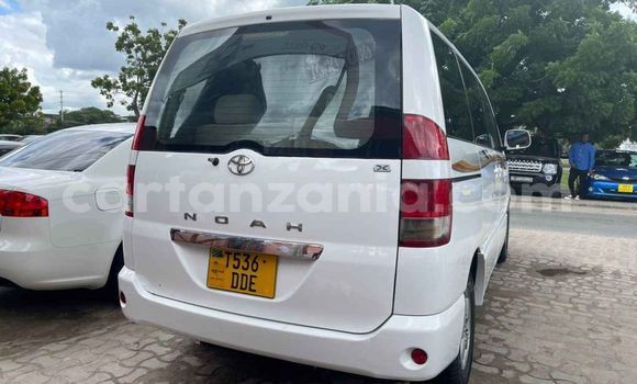 Nunua Ilio tumika Toyota Noah Nyeupe Gari ndani ya Dar es Salaam nchini Dar es Salaam Nunua Ilio tumika Toyota Noah Nyeupe Gari ndani ya Dar es Salaam nchini Dar es Salaam
