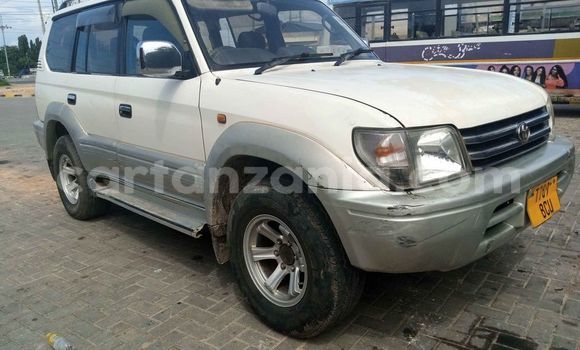 Buy Used Toyota Land Cruiser Prado White Car in Dar es Salaam in Dar es Salaam Buy Used Toyota Land Cruiser Prado White Car in Dar es Salaam in Dar es Salaam