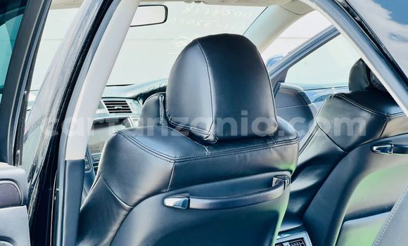 Buy Import Toyota Crown Black Car in Dar es Salaam in Dar es Salaam Buy Import Toyota Crown Black Car in Dar es Salaam in Dar es Salaam