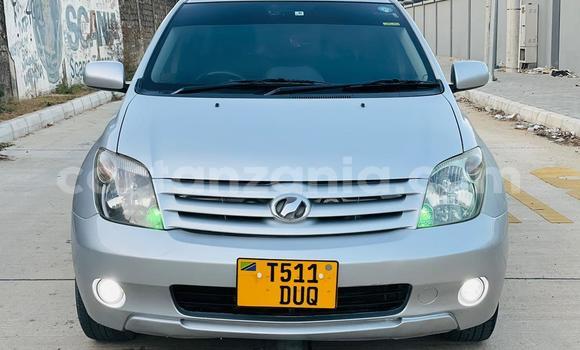 Buy Used Toyota IST Silver Car in Dar es Salaam in Dar es Salaam Buy Used Toyota IST Silver Car in Dar es Salaam in Dar es Salaam