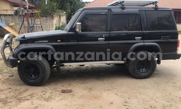 Buy Used Toyota Land Cruiser Prado Black Car in Dar es Salaam in Dar es Salaam
