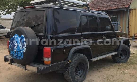 Nunua Ilio tumika Toyota Land Cruiser Prado Nyeusi Gari ndani ya Dar es Salaam nchini Dar es Salaam Nunua Ilio tumika Toyota Land Cruiser Prado Nyeusi Gari ndani ya Dar es Salaam nchini Dar es Salaam