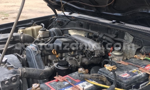Nunua Ilio tumika Toyota Land Cruiser Prado Nyeusi Gari ndani ya Dar es Salaam nchini Dar es Salaam Nunua Ilio tumika Toyota Land Cruiser Prado Nyeusi Gari ndani ya Dar es Salaam nchini Dar es Salaam