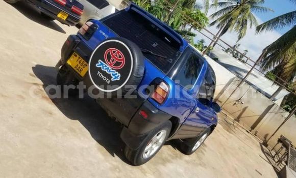 Nunua Ilio tumika Toyota RAV4 Bluu Gari ndani ya Dar es Salaam nchini Dar es Salaam Nunua Ilio tumika Toyota RAV4 Bluu Gari ndani ya Dar es Salaam nchini Dar es Salaam