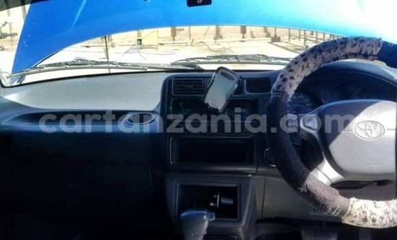 Nunua Ilio tumika Toyota RAV4 Bluu Gari ndani ya Dar es Salaam nchini Dar es Salaam Nunua Ilio tumika Toyota RAV4 Bluu Gari ndani ya Dar es Salaam nchini Dar es Salaam