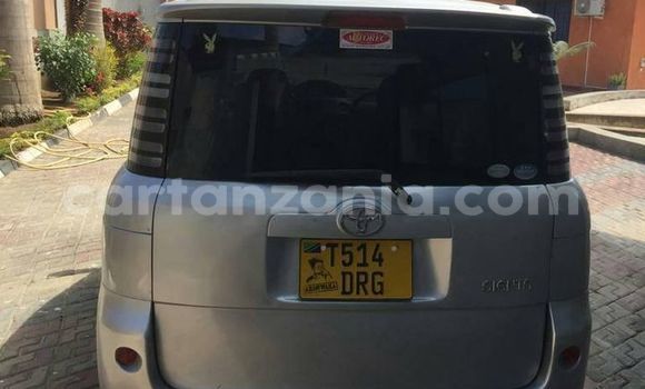 Buy Used Toyota Sienta Silver Car in Dar es Salaam in Dar es Salaam Buy Used Toyota Sienta Silver Car in Dar es Salaam in Dar es Salaam