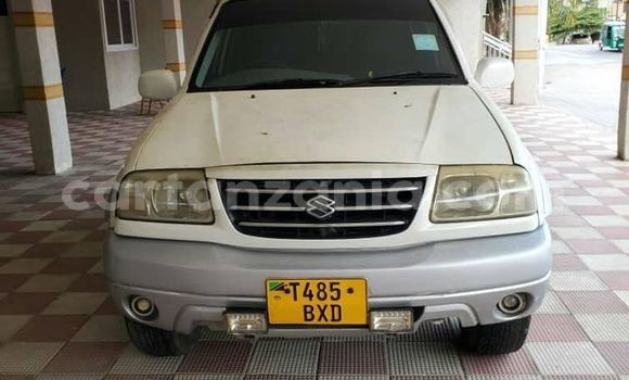 Nunua Ilio tumika Suzuki Escudo Nyeupe Gari ndani ya Dar es Salaam nchini Dar es Salaam Nunua Ilio tumika Suzuki Escudo Nyeupe Gari ndani ya Dar es Salaam nchini Dar es Salaam